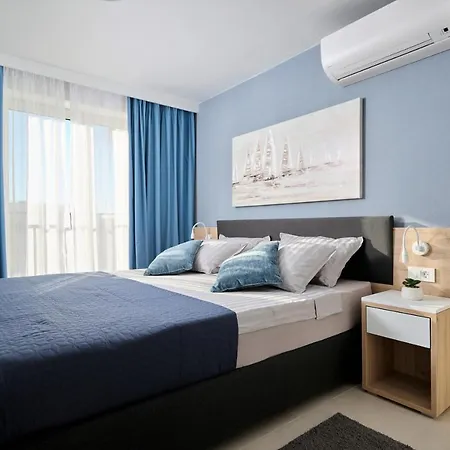 Vita Mirabilis Suite Umag Exterior photo